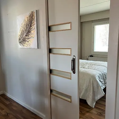 Premier With Sauna Nearby Airport *